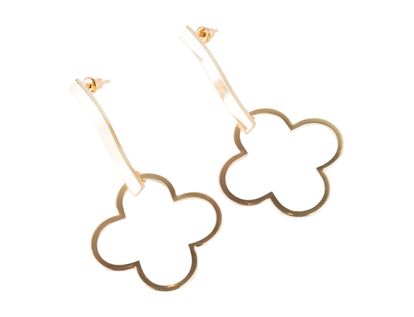aretes-flor-dorado-3300230171226