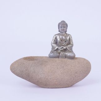 figura-de-buda-sentado-sobre-piedra-con-espacio-para-vela-14-x-17-cms-7701016996853