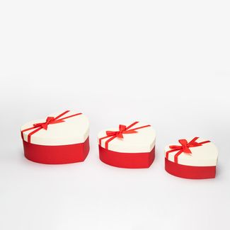 caja-de-regalo-x3-rojo-forma-de-corazon-tapa-beige-7701016158404